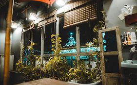 Motodorm Backpackers Hostel